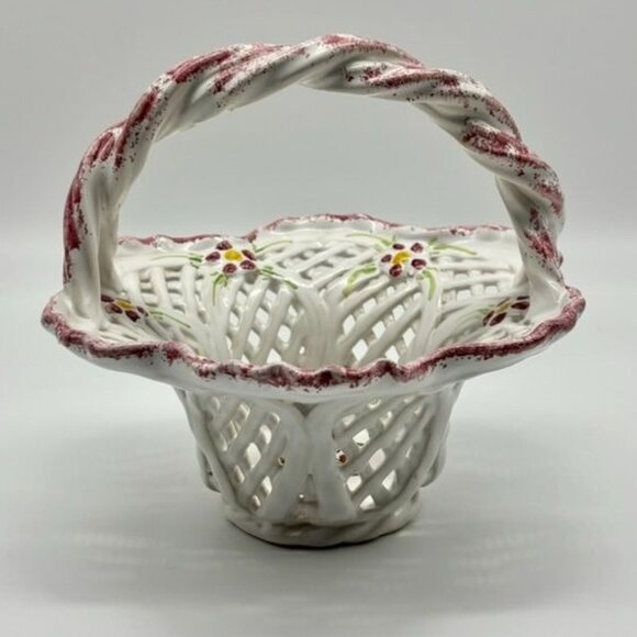 Berardos Portugal Artisan-Made Ceramic Lattice Basket, Signed and Numbered #2042 - Picture 3 of 15